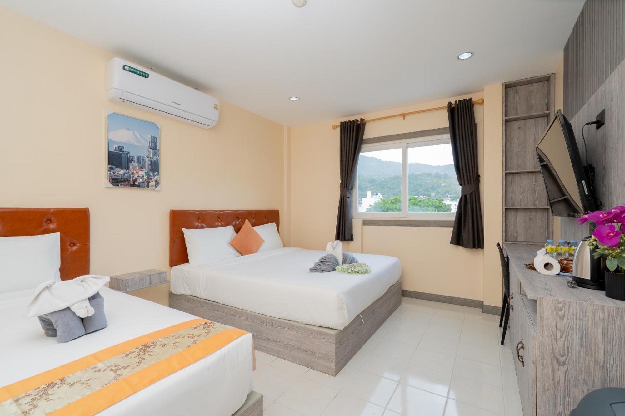 فندق سكوير وان Patong المظهر الخارجي الصورة